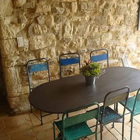 Chez Nono * Lacoste (Herault)